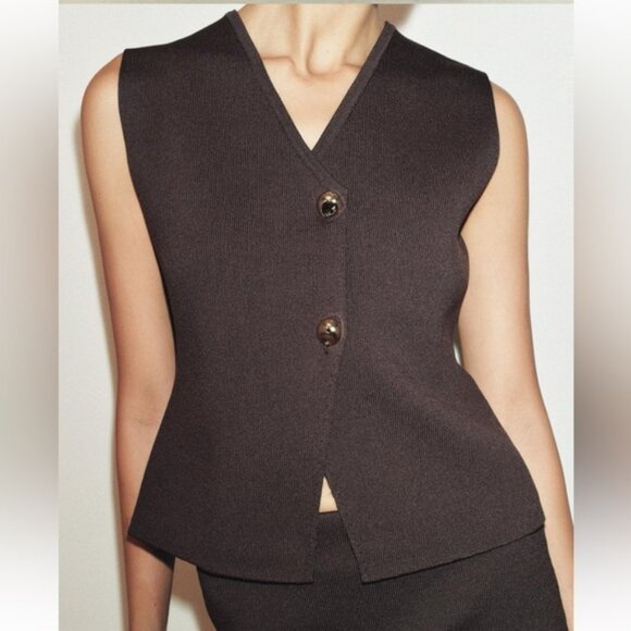 ZARA BASIC KNIT GOLD BUTTON TOP - Picture 1 of 8